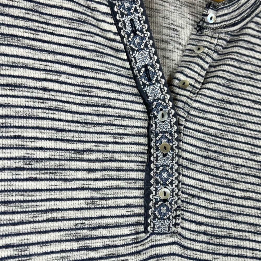Sundance Womens Blue Striped Waffle Knit Henley Top Embroidered Detail Large - Picture 3 of 9